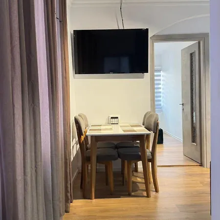 Apartment Host Elios